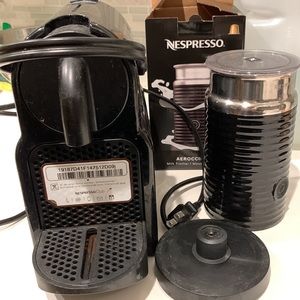 Nespresso Inissia Espresso Maker with Aeroccino Milk Fronther by De’Longhi